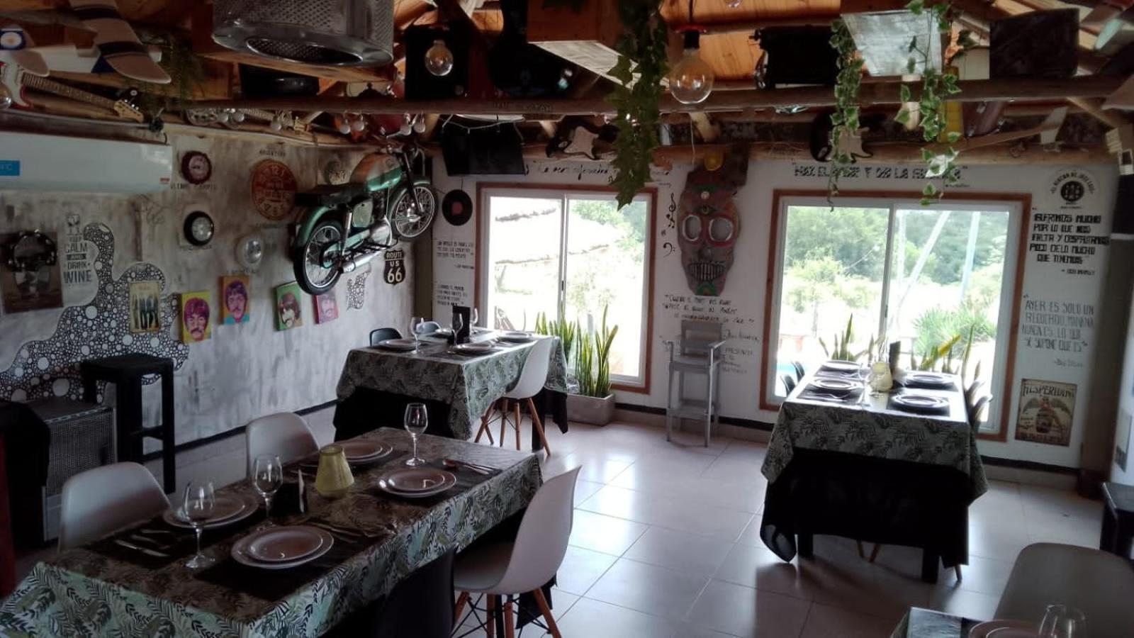 El Rincon De Jose Luis - Cabanas Y Restaurante Tanti Exterior photo